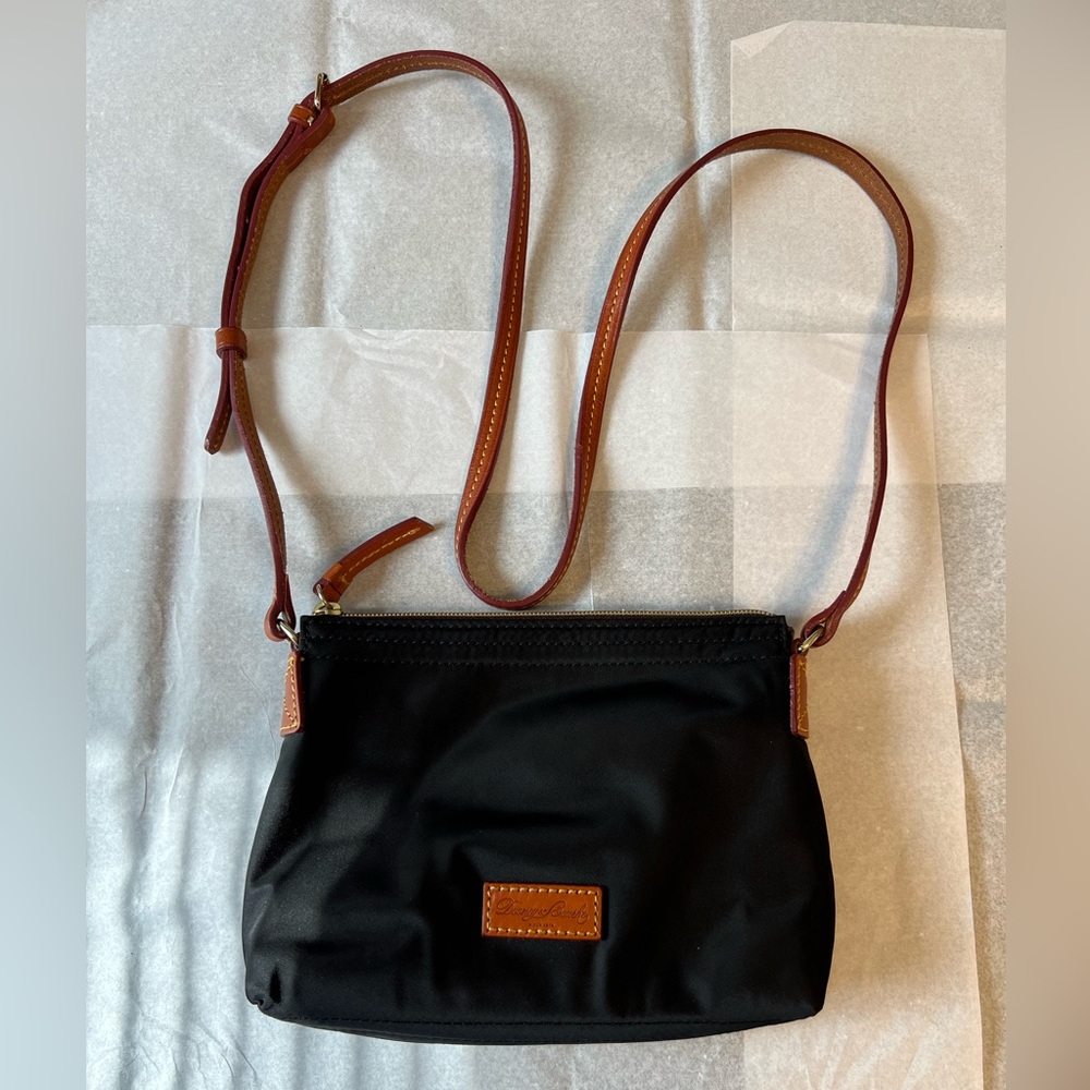 Dooney & Bourke Pouchette Crossbody Nylon‎ / leather mini Bag